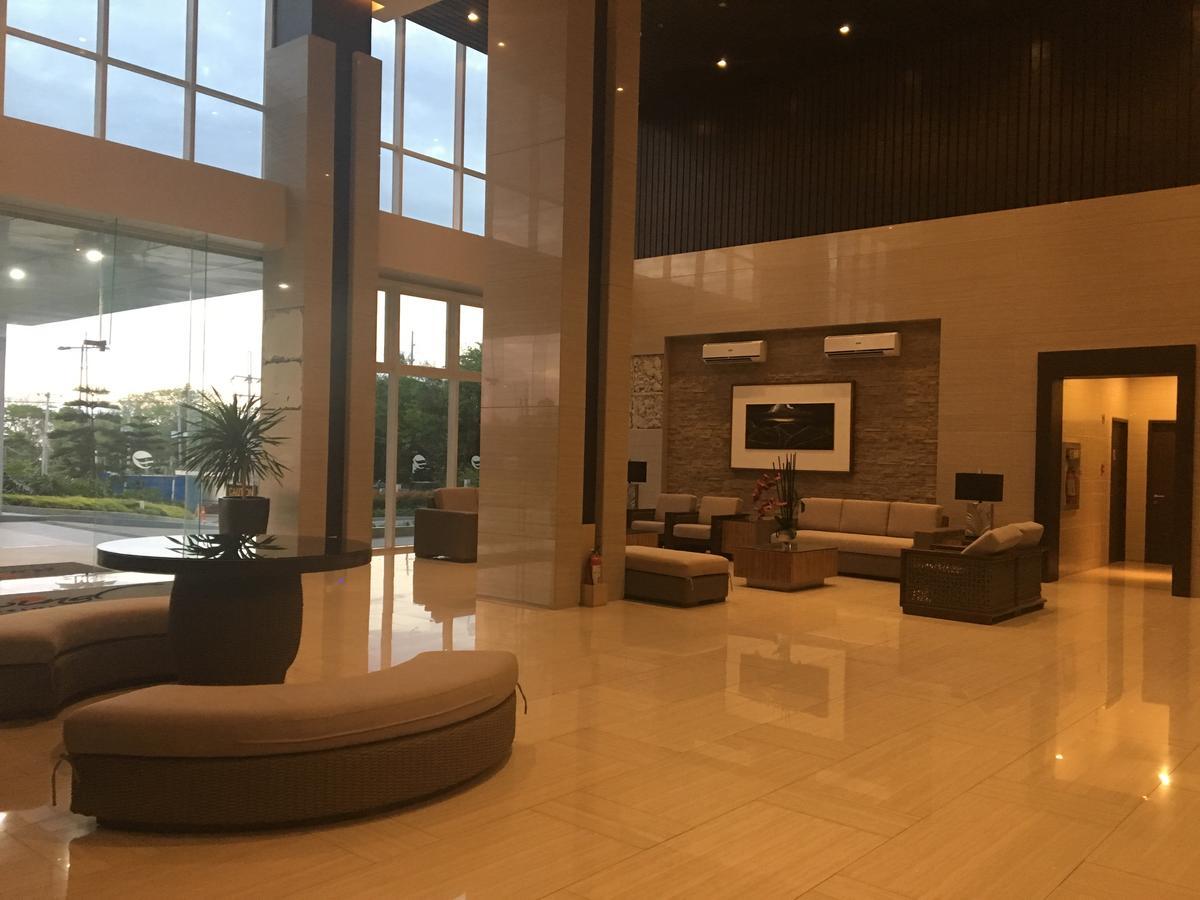 Breezy Wind 19Twentysix Apartment Tagaytay City Bagian luar foto